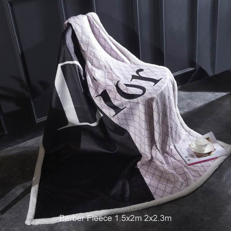 Dior 1.5x2m 2x2.3m n33